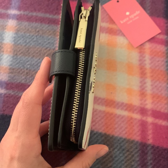 Nwt Kate spade staci dancing cherries printed wallet - Picture 6 of 12